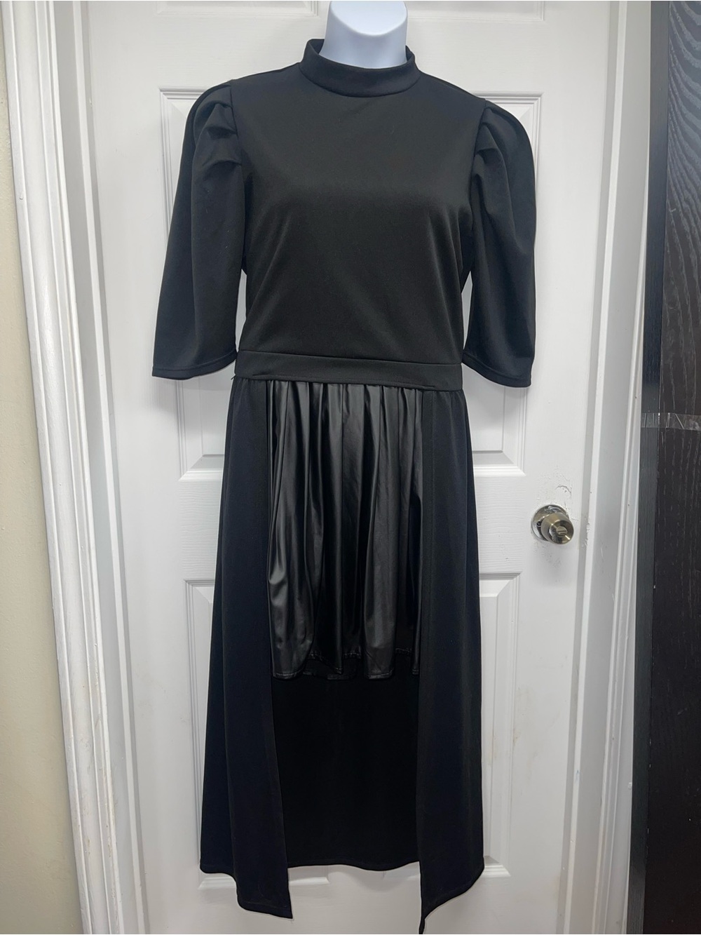 Plus Size Black Midi Tunic Top